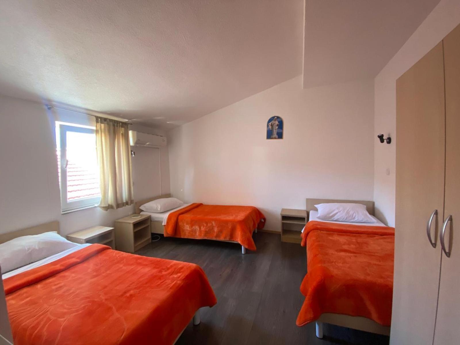 Pansion Maglica Bed and Breakfast Međugorje Exteriör bild